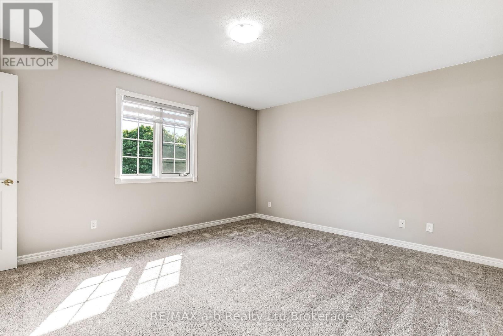 170 EAST PARK DRIVE - 12
