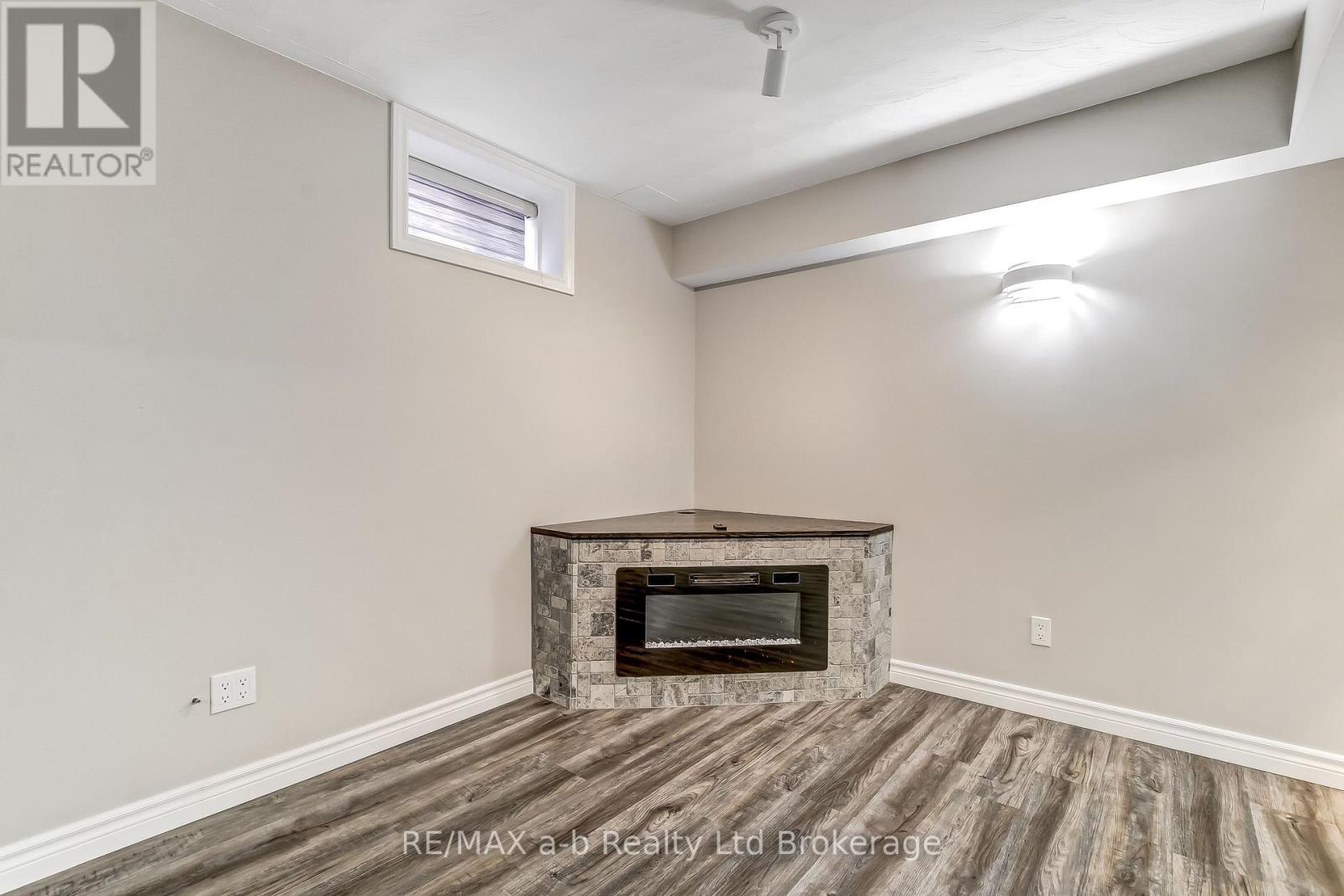 170 EAST PARK DRIVE - 19