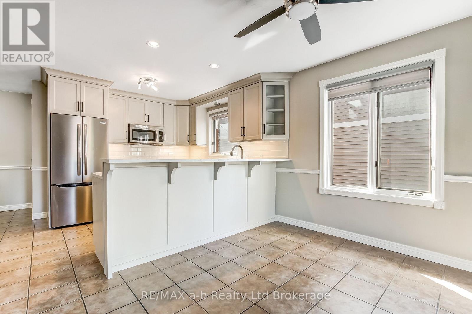 170 EAST PARK DRIVE - 7