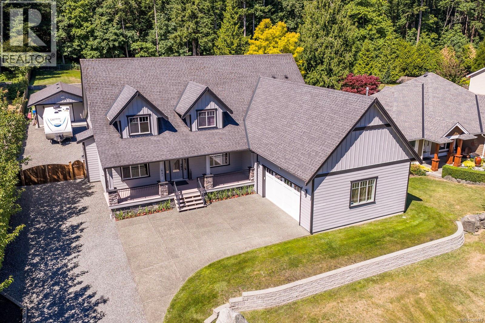 641 Colby Rd - 1