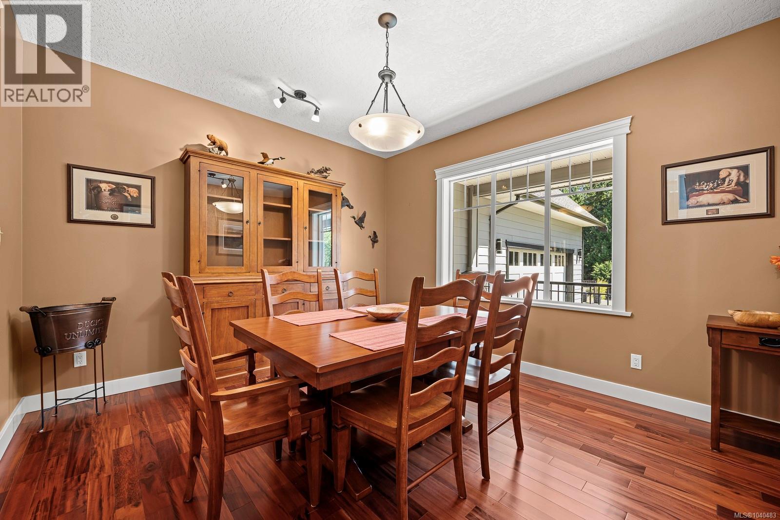641 Colby Rd - 14