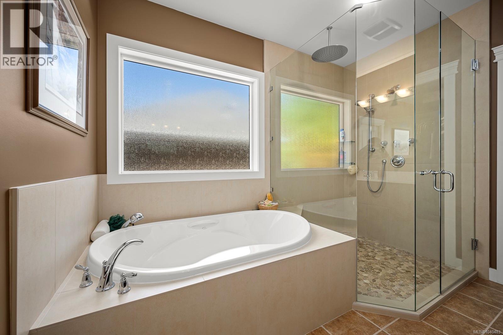 641 Colby Rd - 8