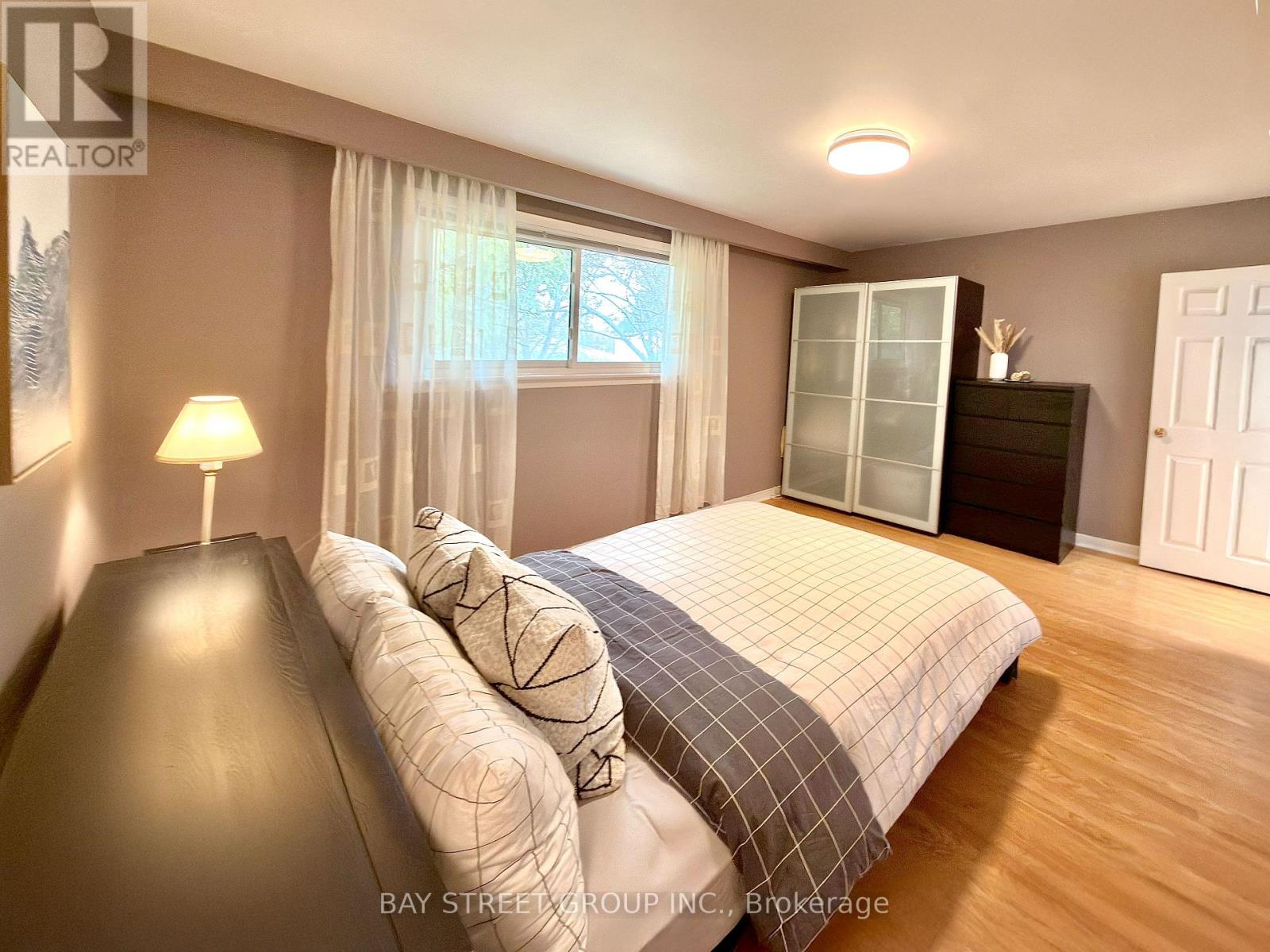 43 APPIAN DRIVE - 17