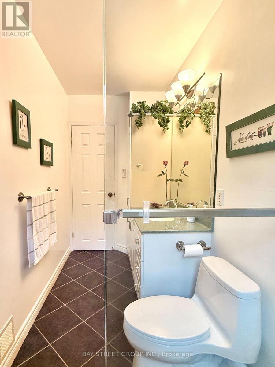 43 APPIAN DRIVE - 32