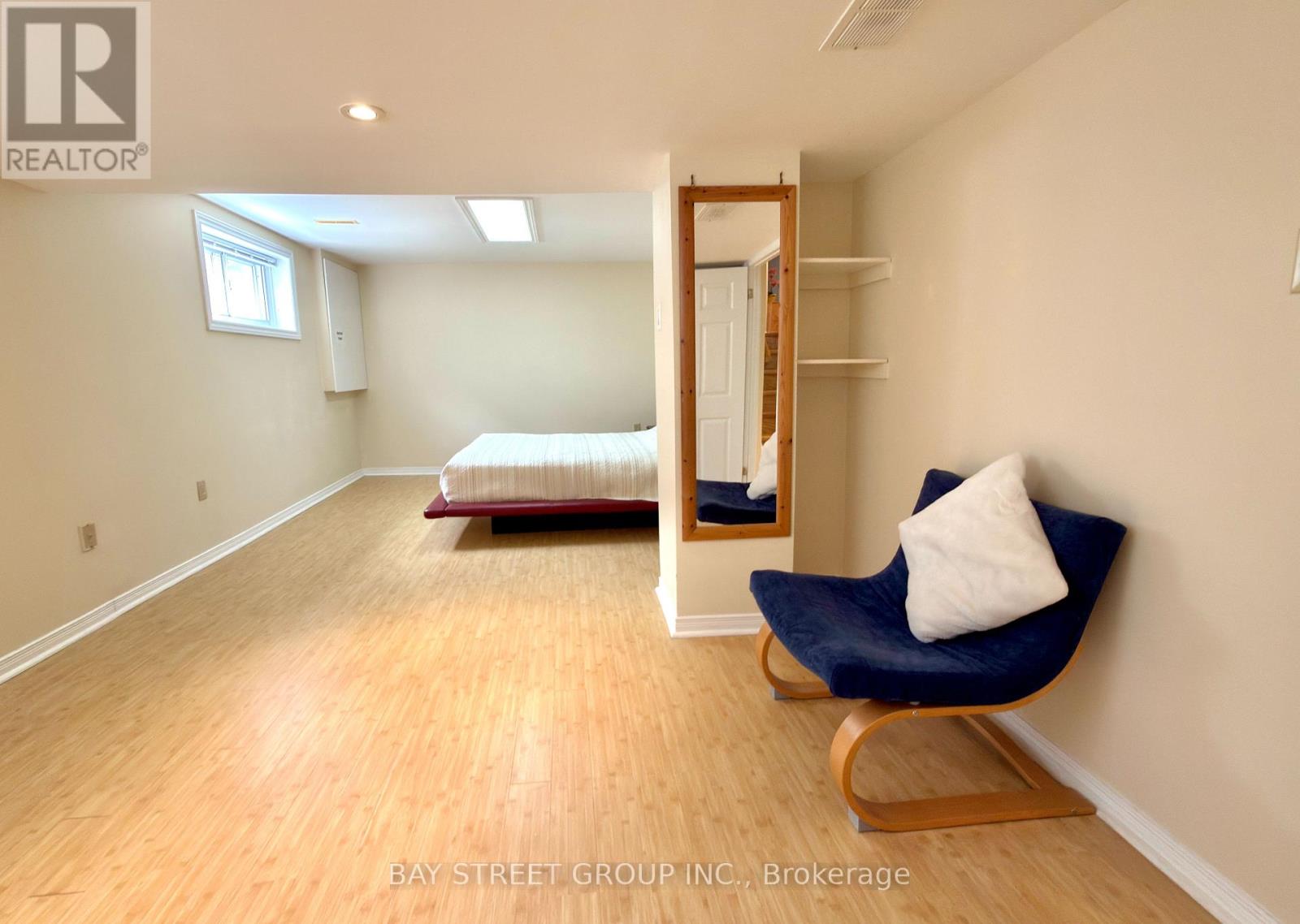 43 APPIAN DRIVE - 38