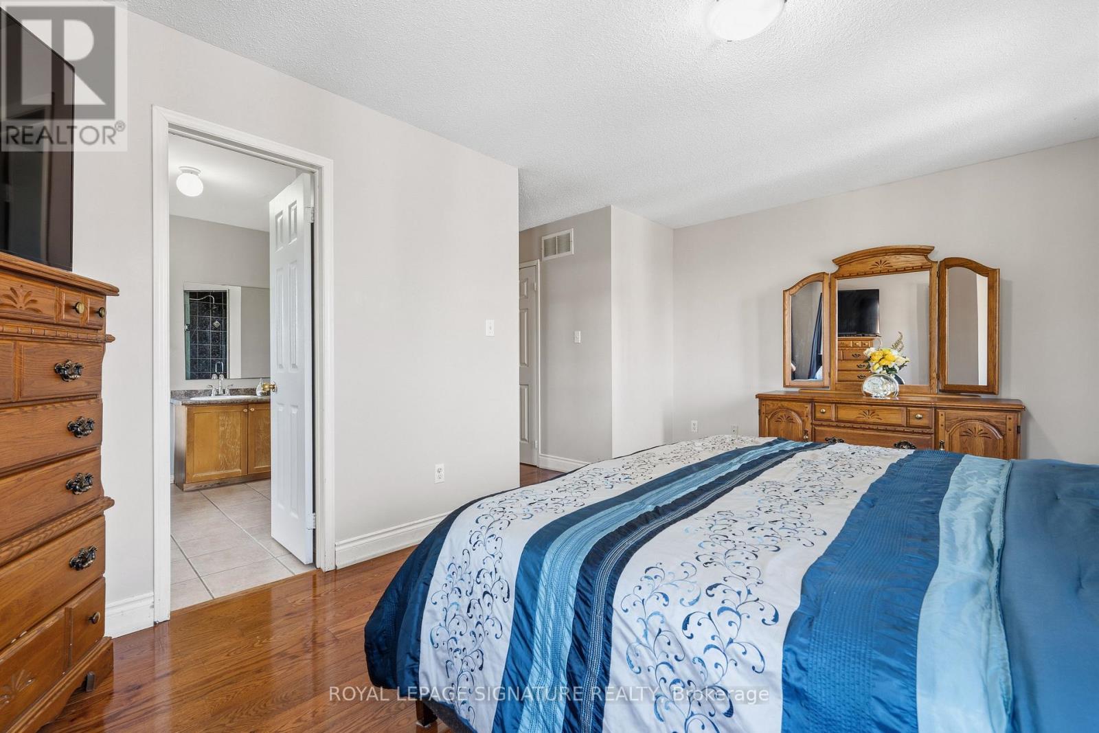 1 HOLLOWAY ROAD - 24