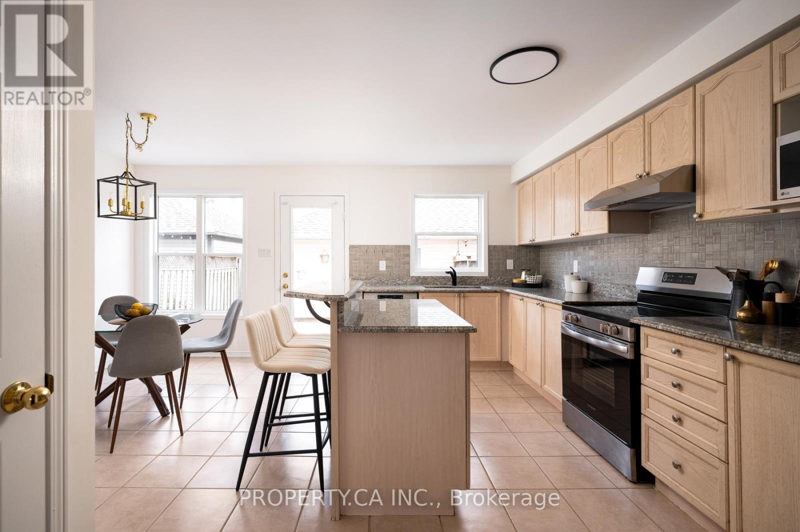173 LITTLEWOOD DRIVE - 6