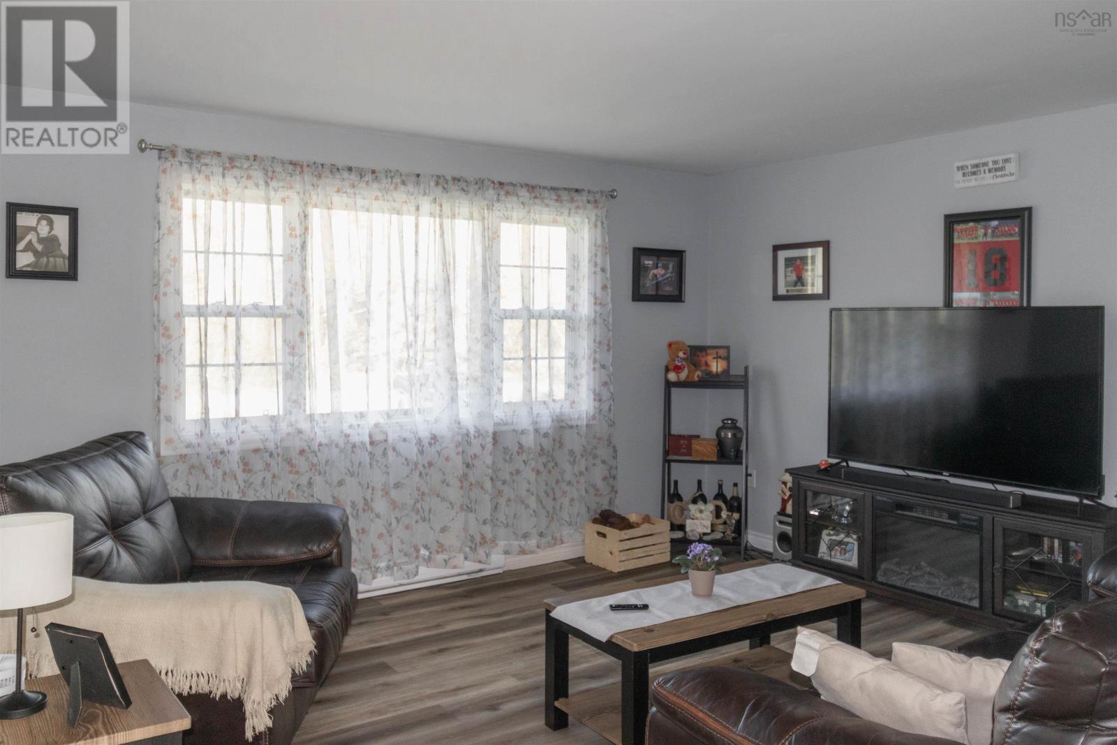 217 Lakecrest Drive - 12