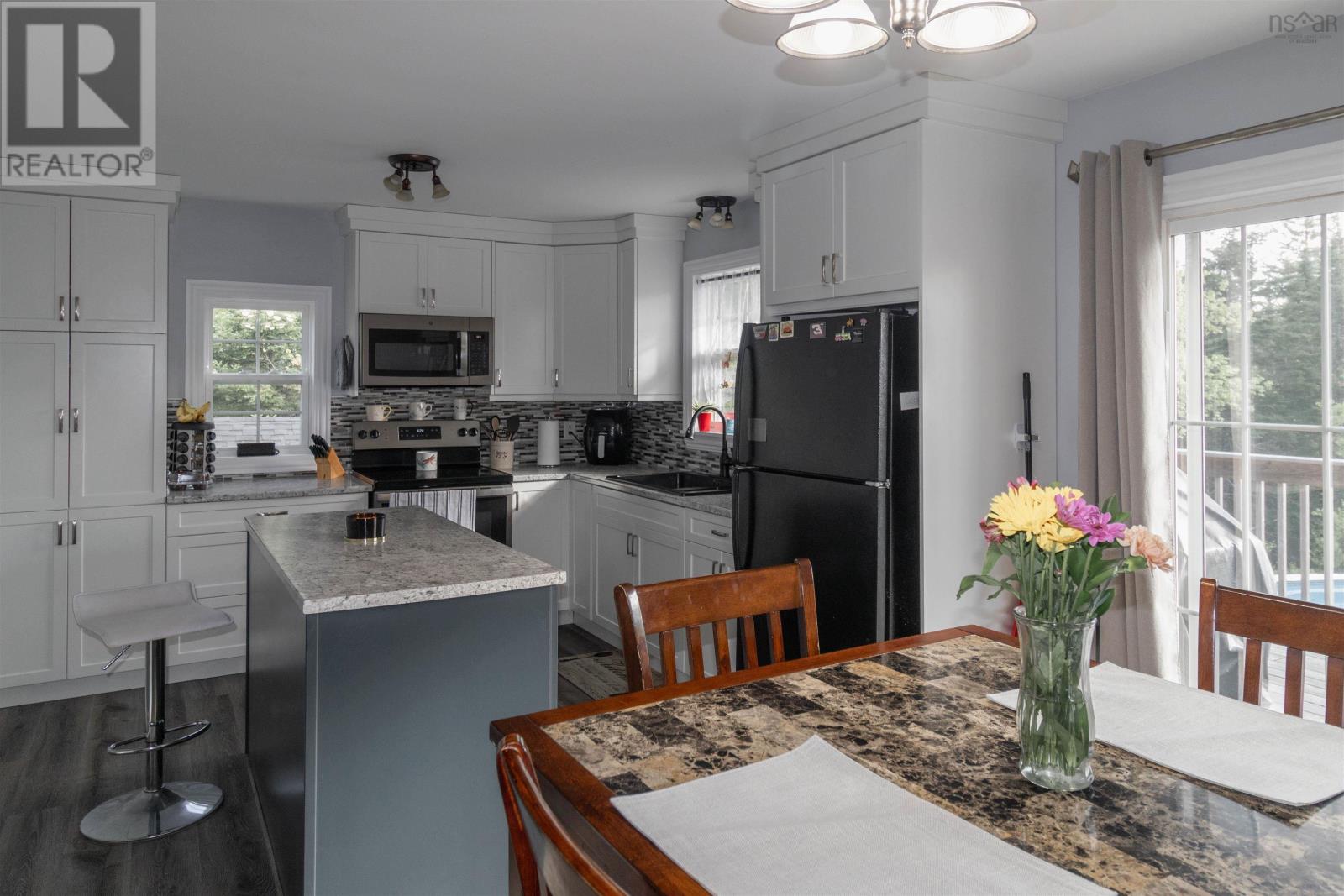 217 Lakecrest Drive - 16