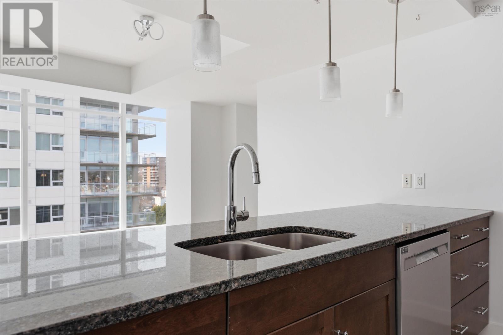 #607 31 Kings Wharf Place - 19
