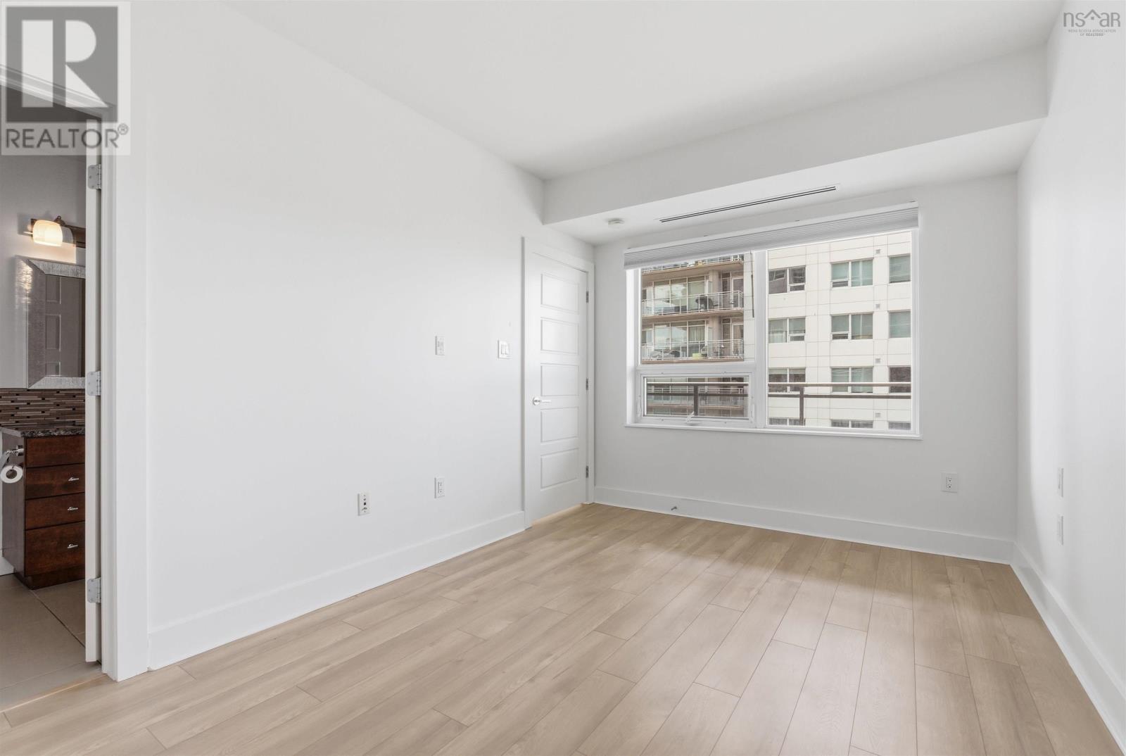 #607 31 Kings Wharf Place - 35