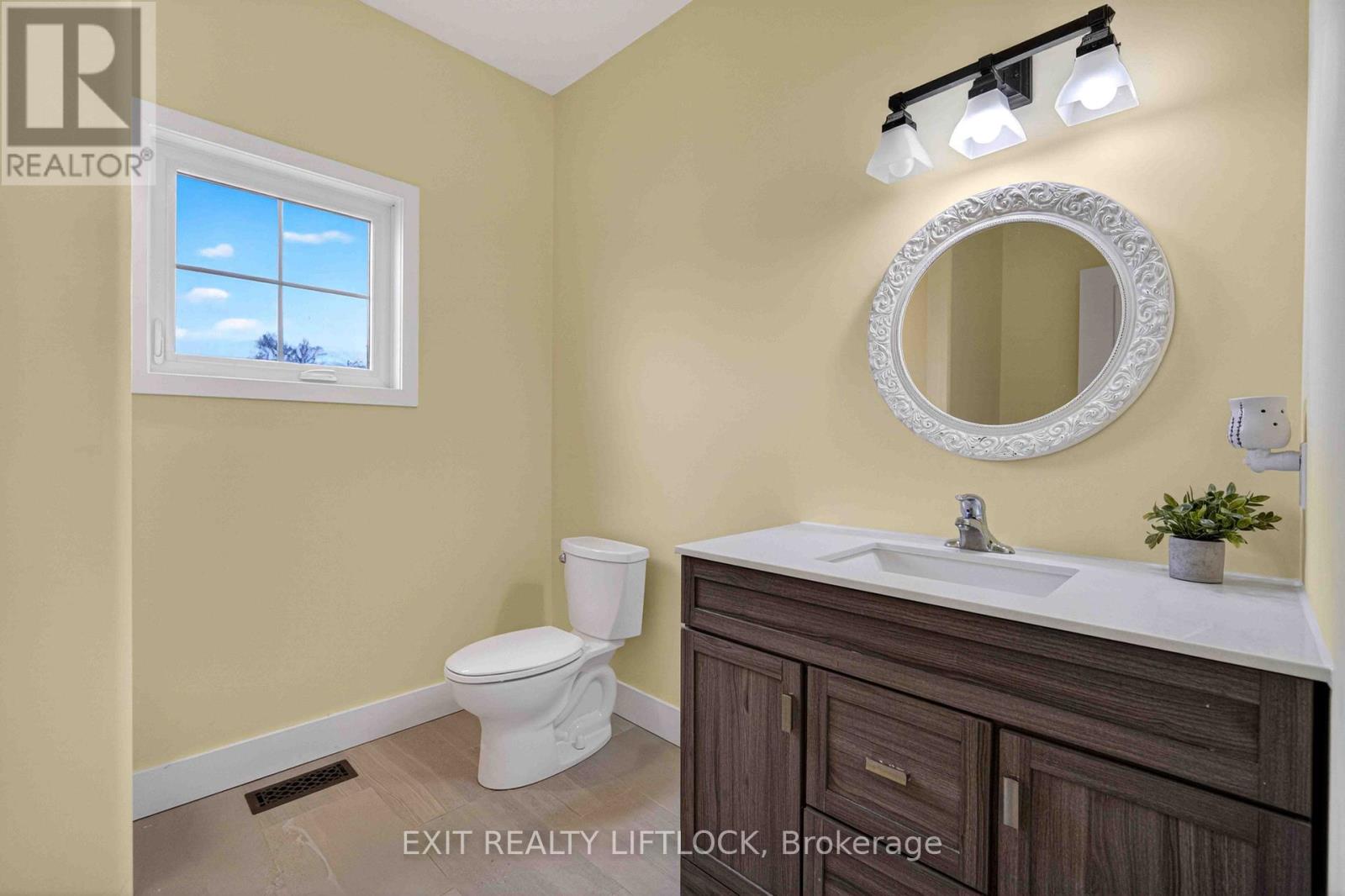 1479 WEBSTER ROAD - 23