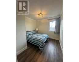 30 Hicks Place thumbnail 21