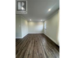 30 Hicks Place thumbnail 12