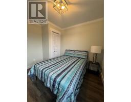 30 Hicks Place thumbnail 22