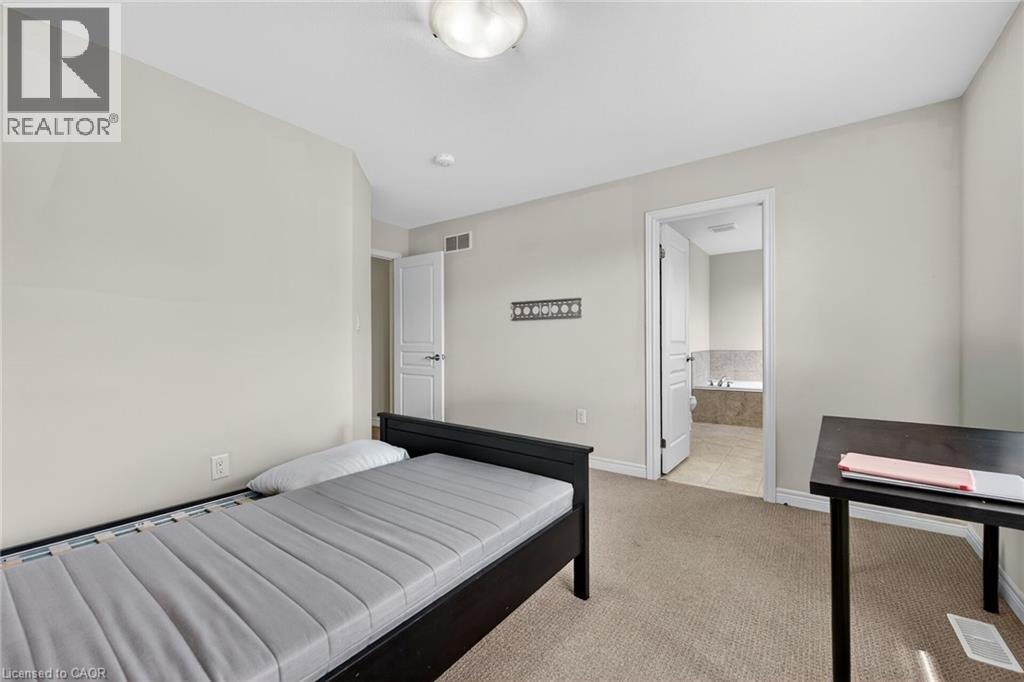 9 WINTERBERRY Boulevard - 38