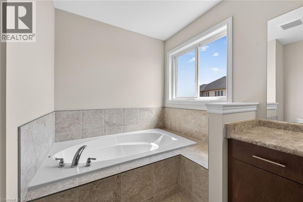 9 WINTERBERRY Boulevard - 40