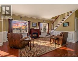 Family room - 354 Route 105, Maugerville, NB E3A8N6 Photo 7
