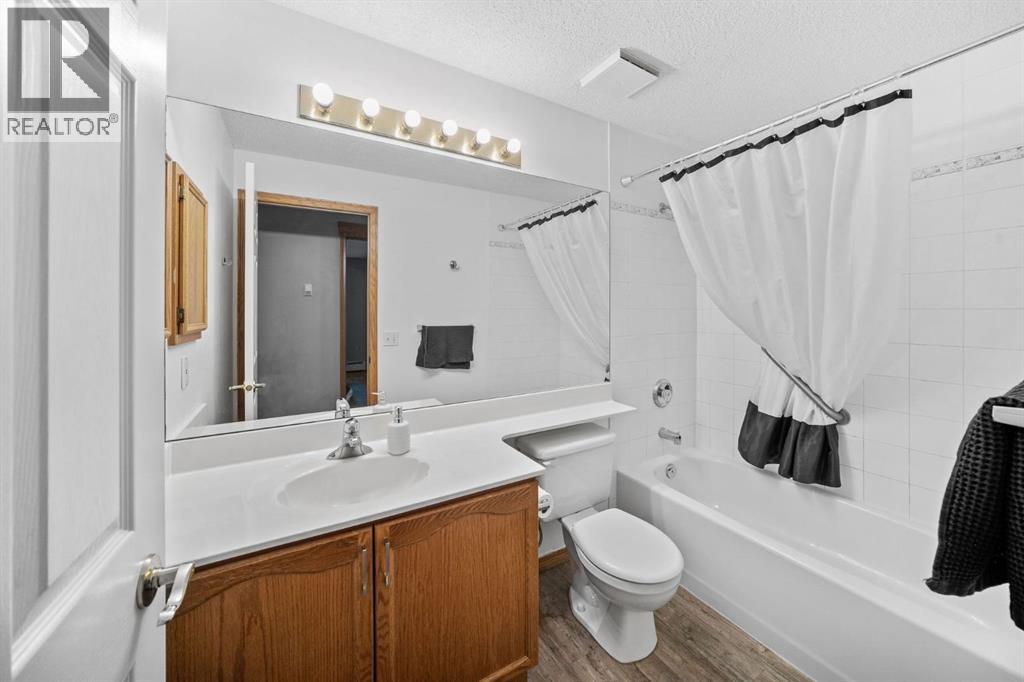 #207 200 Lincoln Way SW - 16
