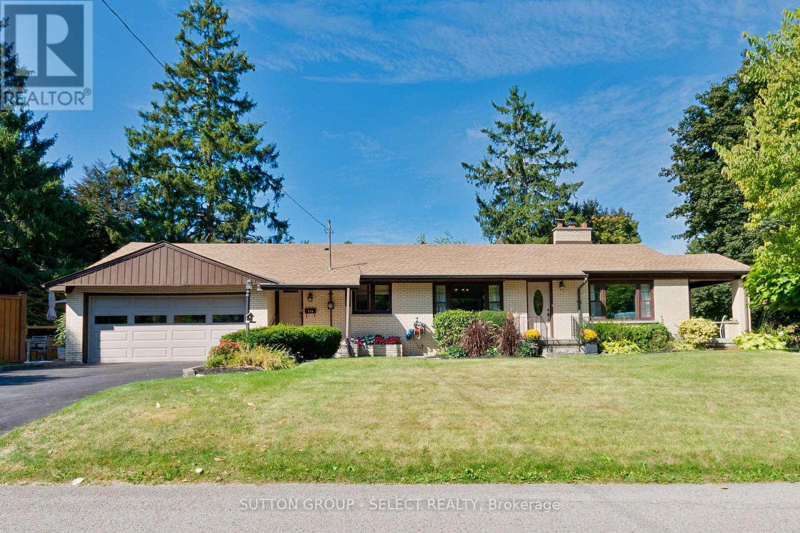 714 SPRINGBANK DRIVE - 1