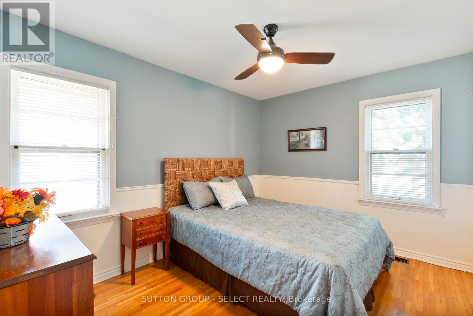 714 SPRINGBANK DRIVE - 21