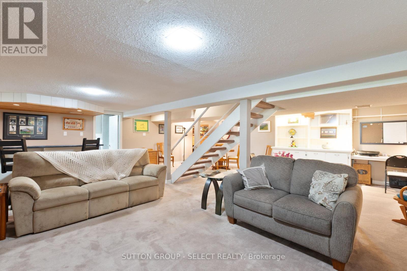714 SPRINGBANK DRIVE - 26