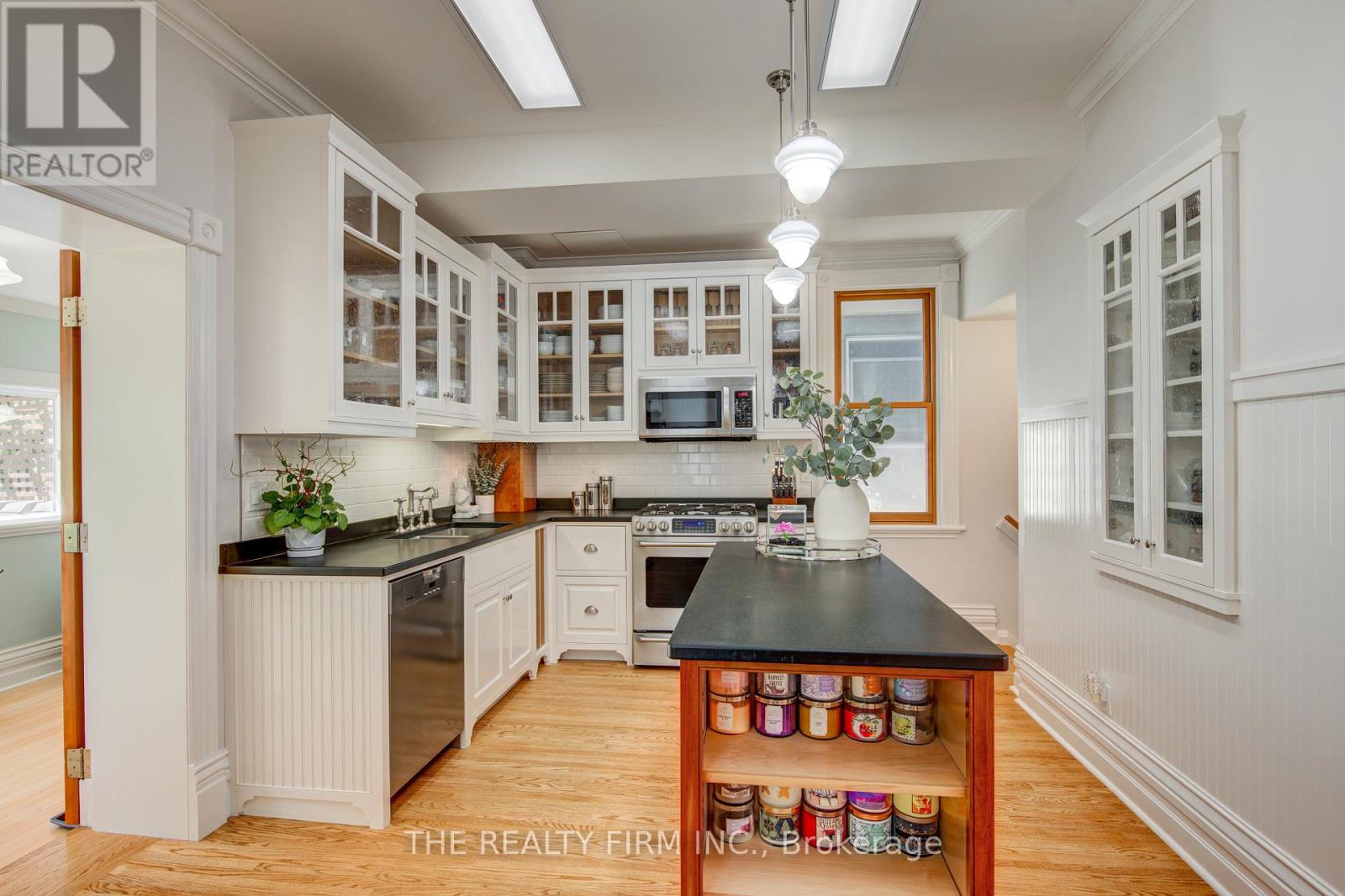 41 ASKIN STREET - 13
