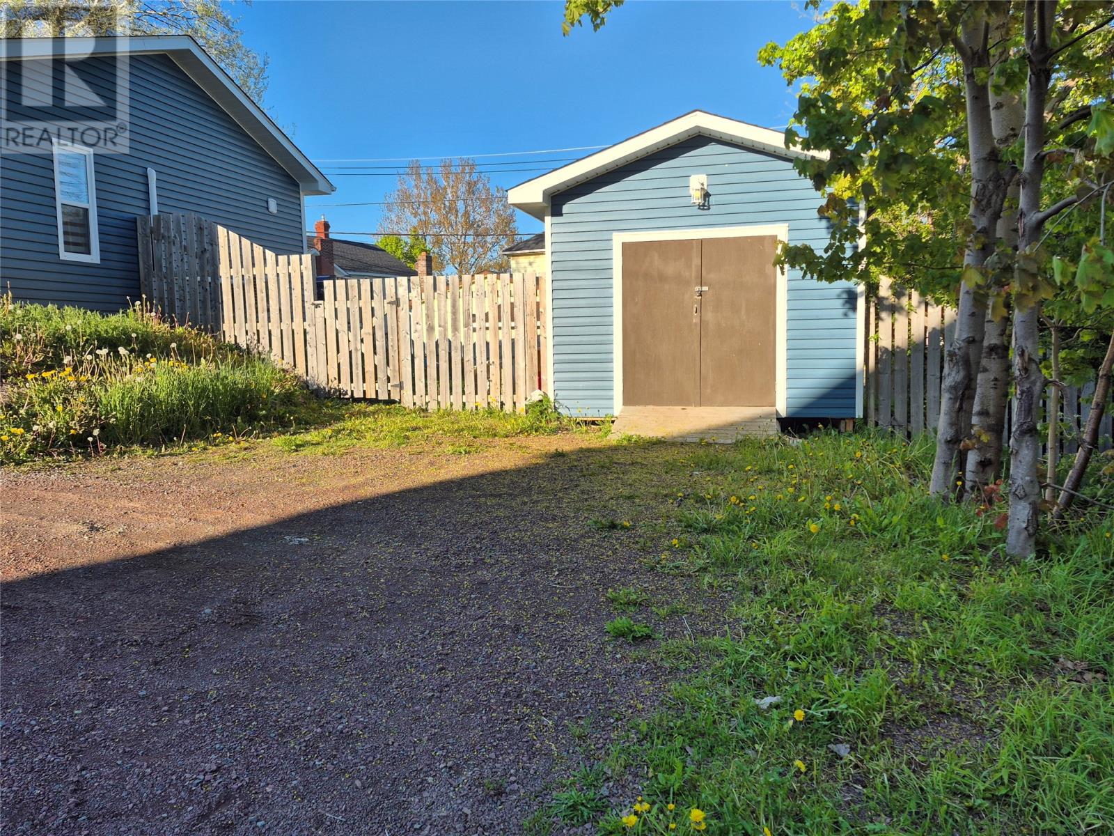 1 Pine Avenue - 3