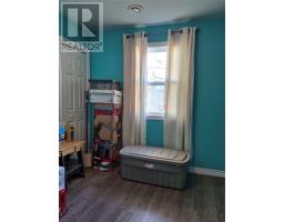 1 Pine Avenue thumbnail 15