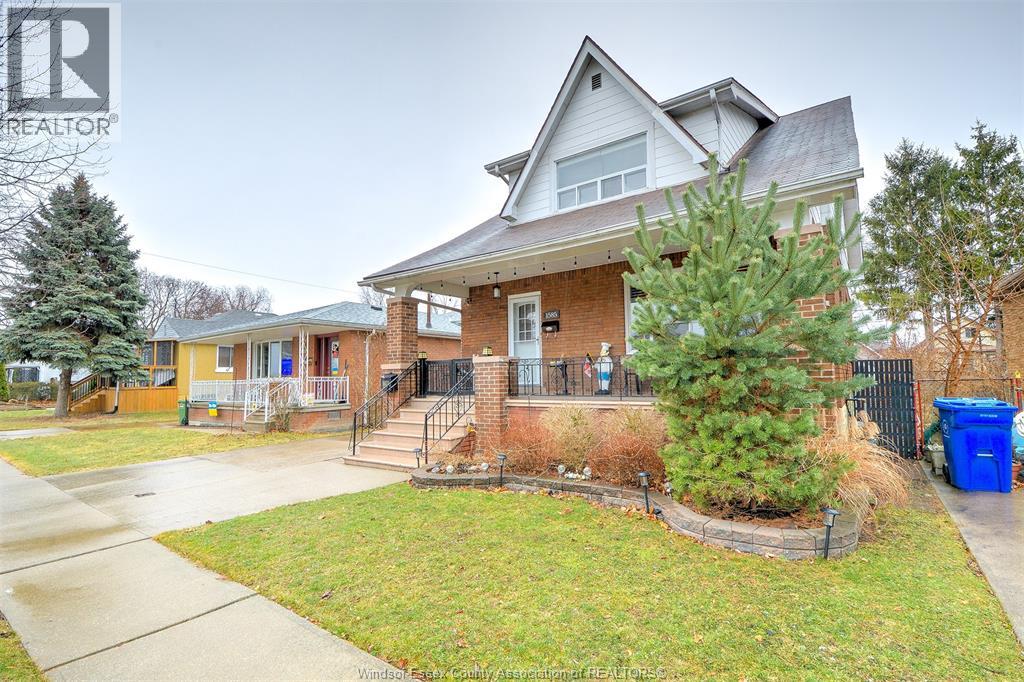1585 ALEXIS ROAD - 2
