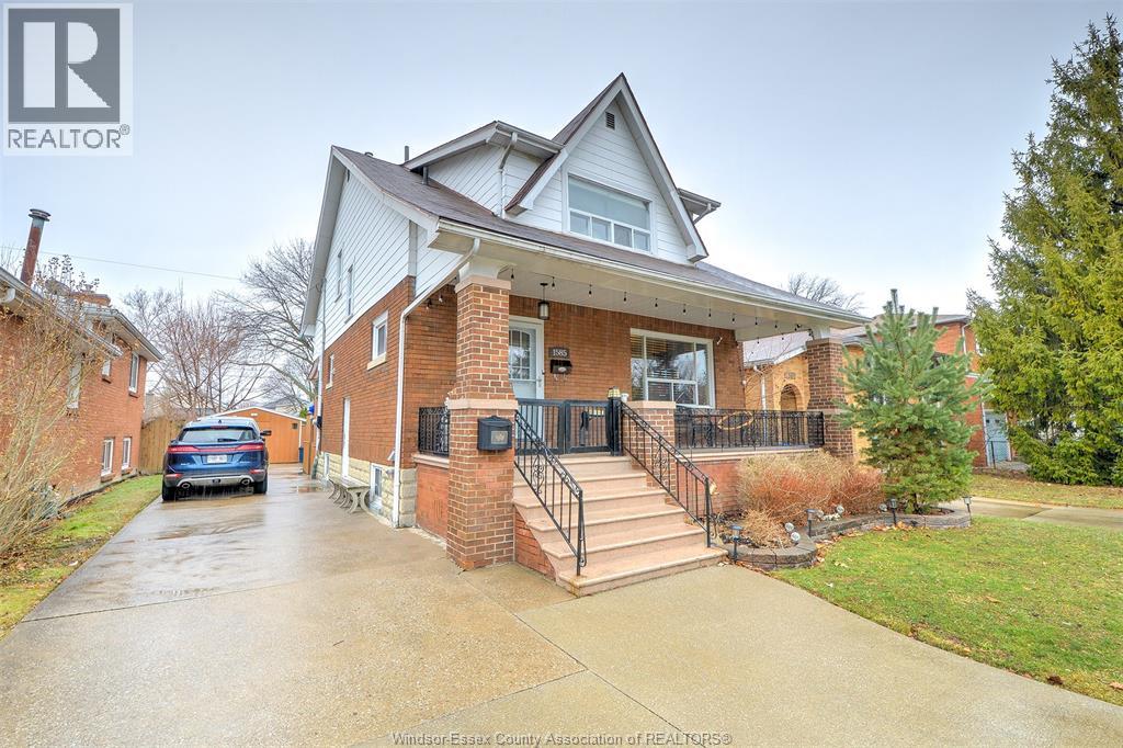 1585 ALEXIS ROAD - 3