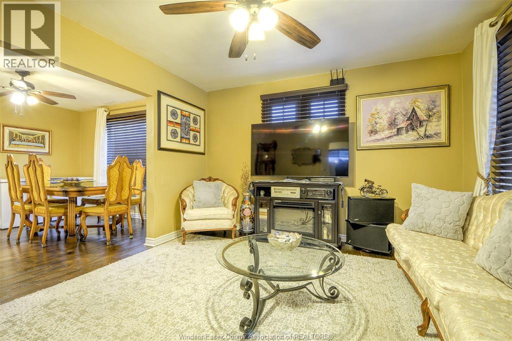 1585 ALEXIS ROAD - 5