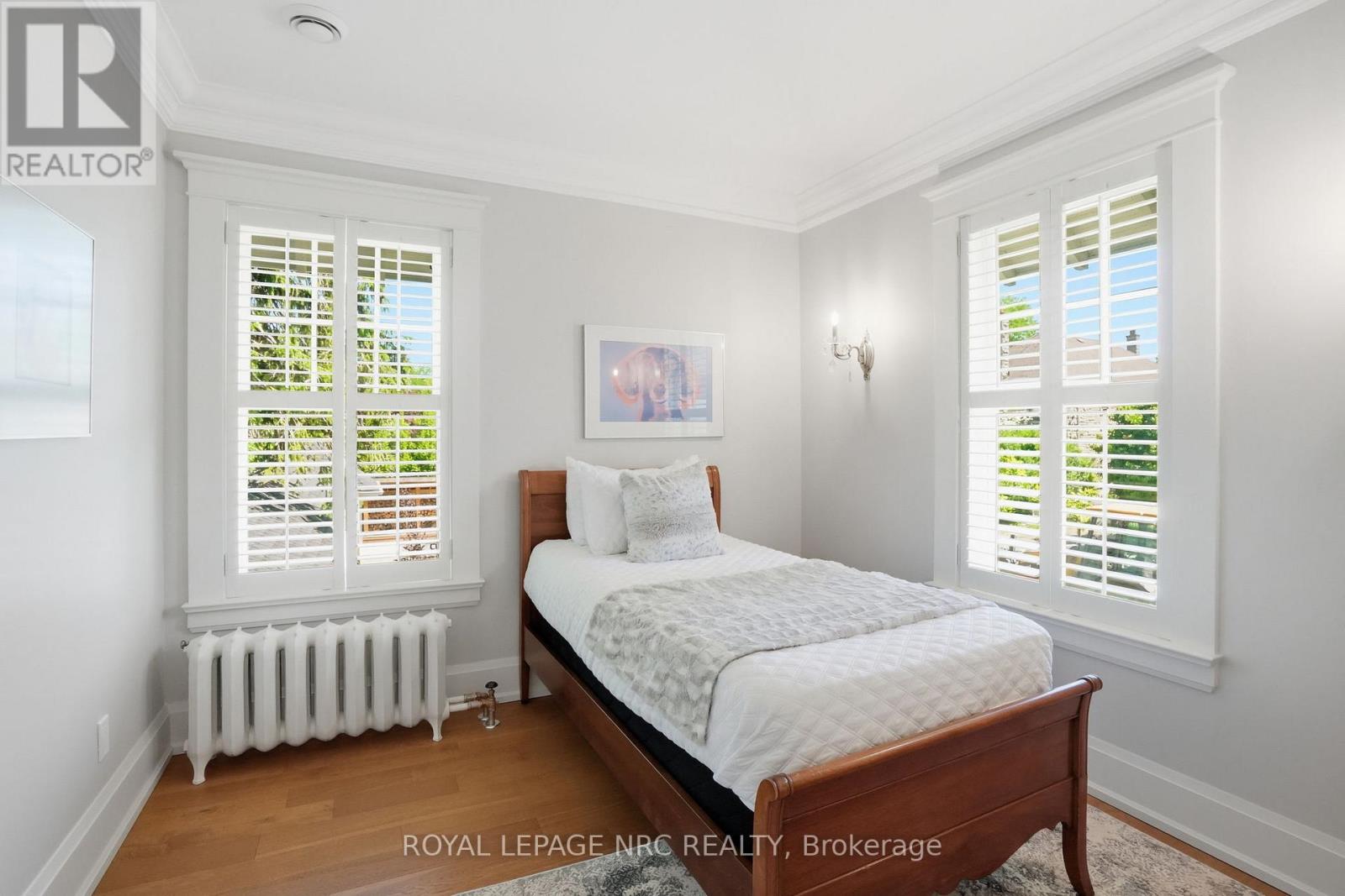 50 HILLCREST AVENUE - 33