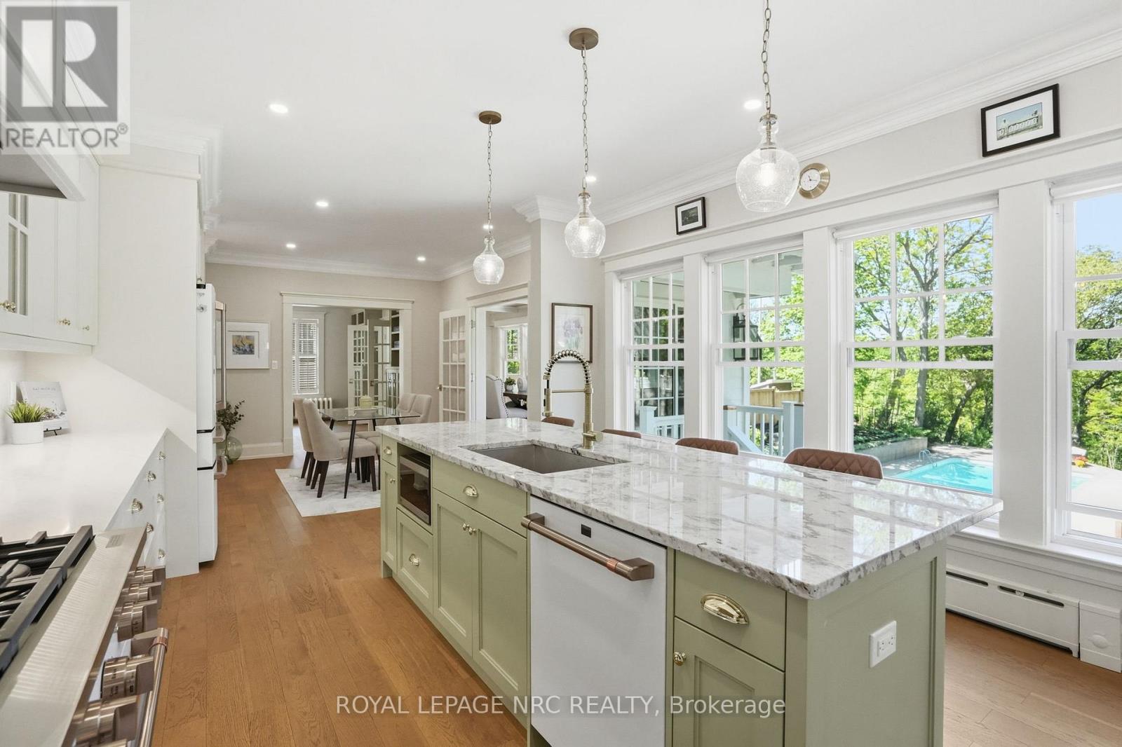 50 HILLCREST AVENUE - 17