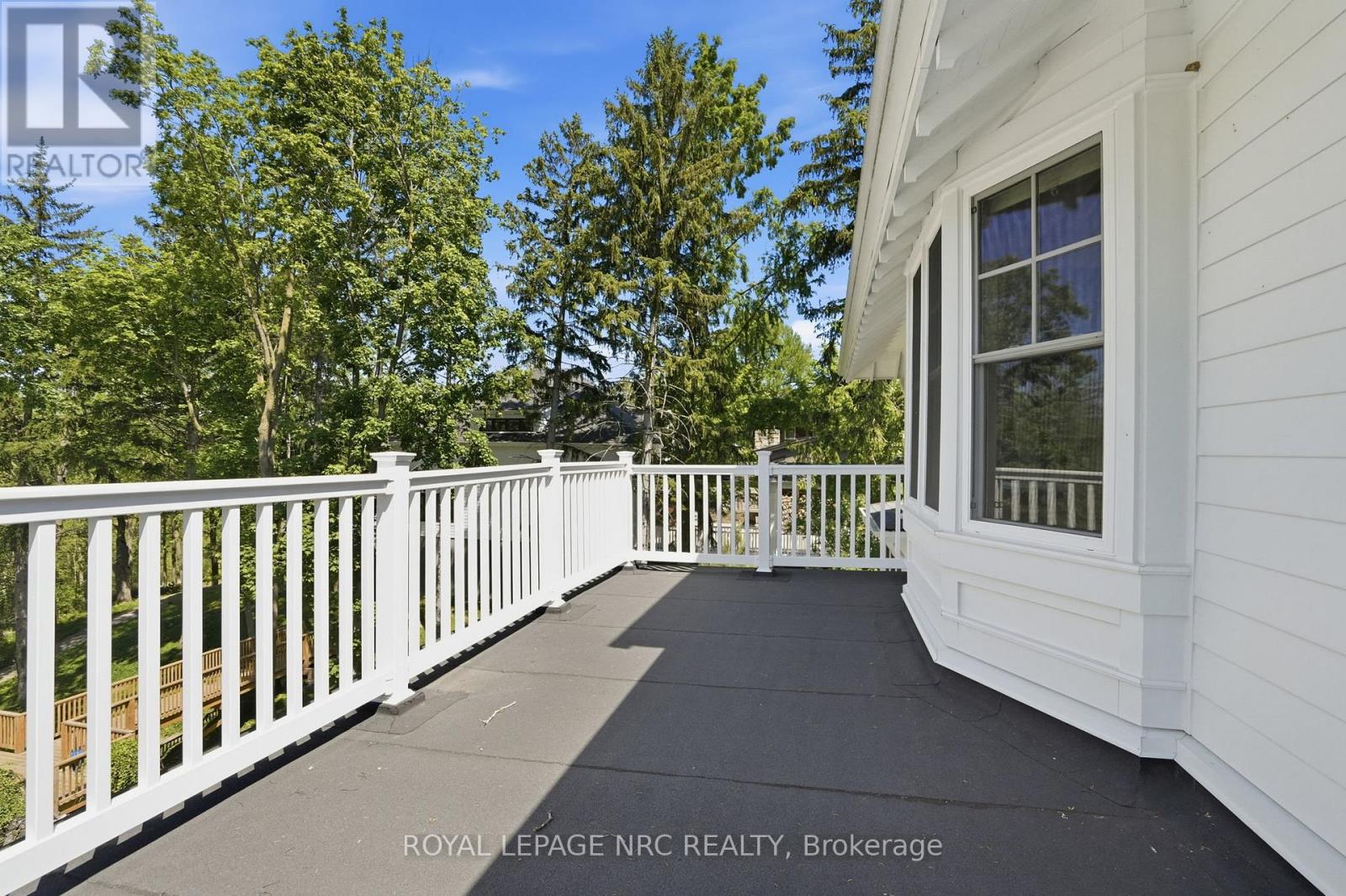 50 HILLCREST AVENUE - 25