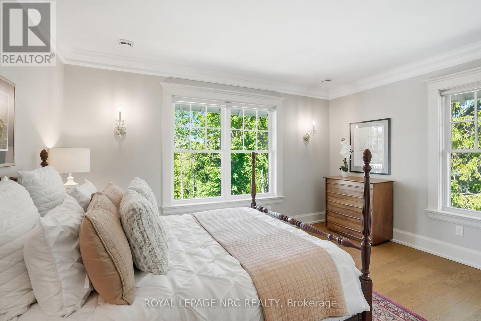 50 HILLCREST AVENUE - 29