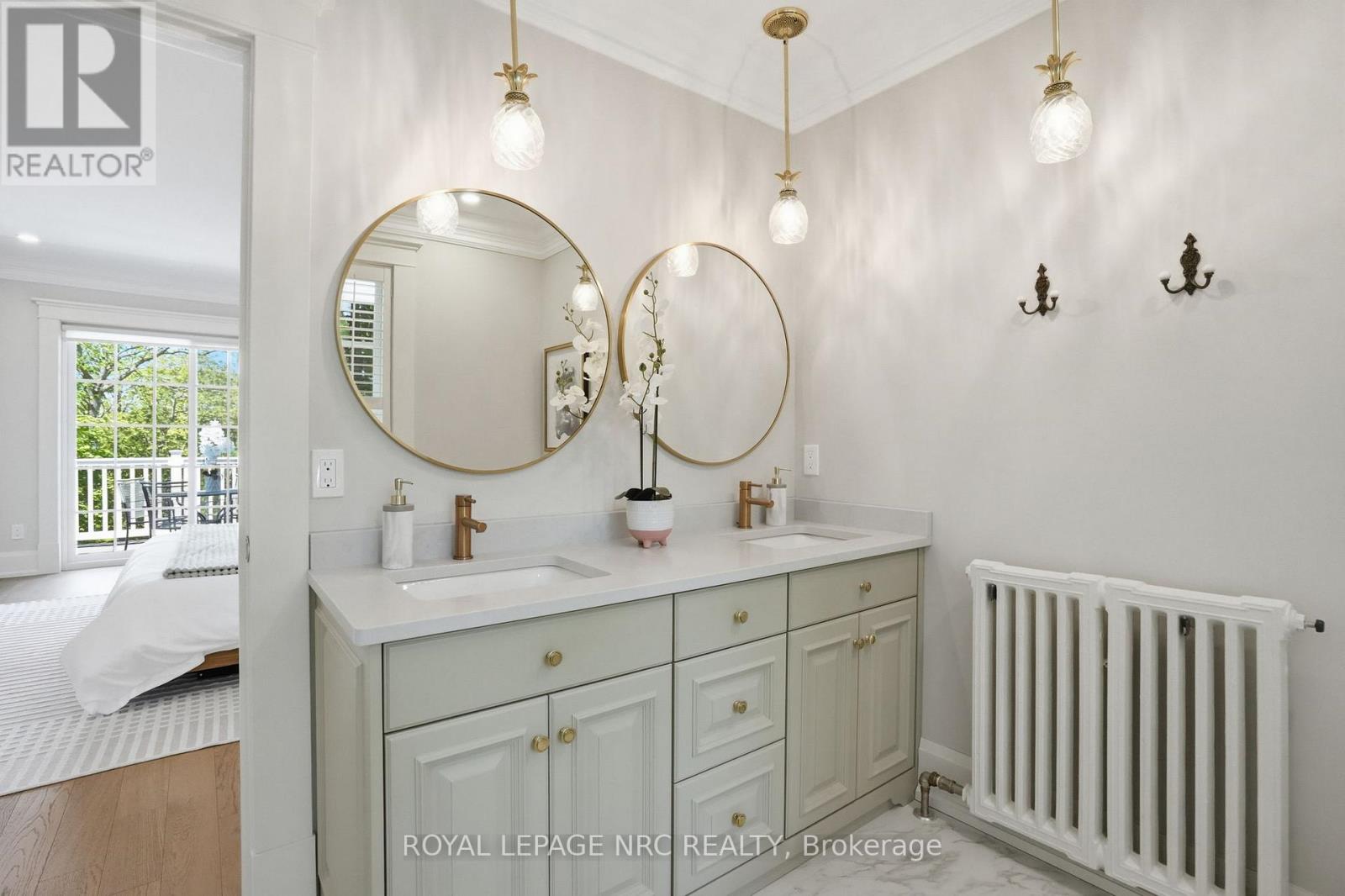 50 HILLCREST AVENUE - 26