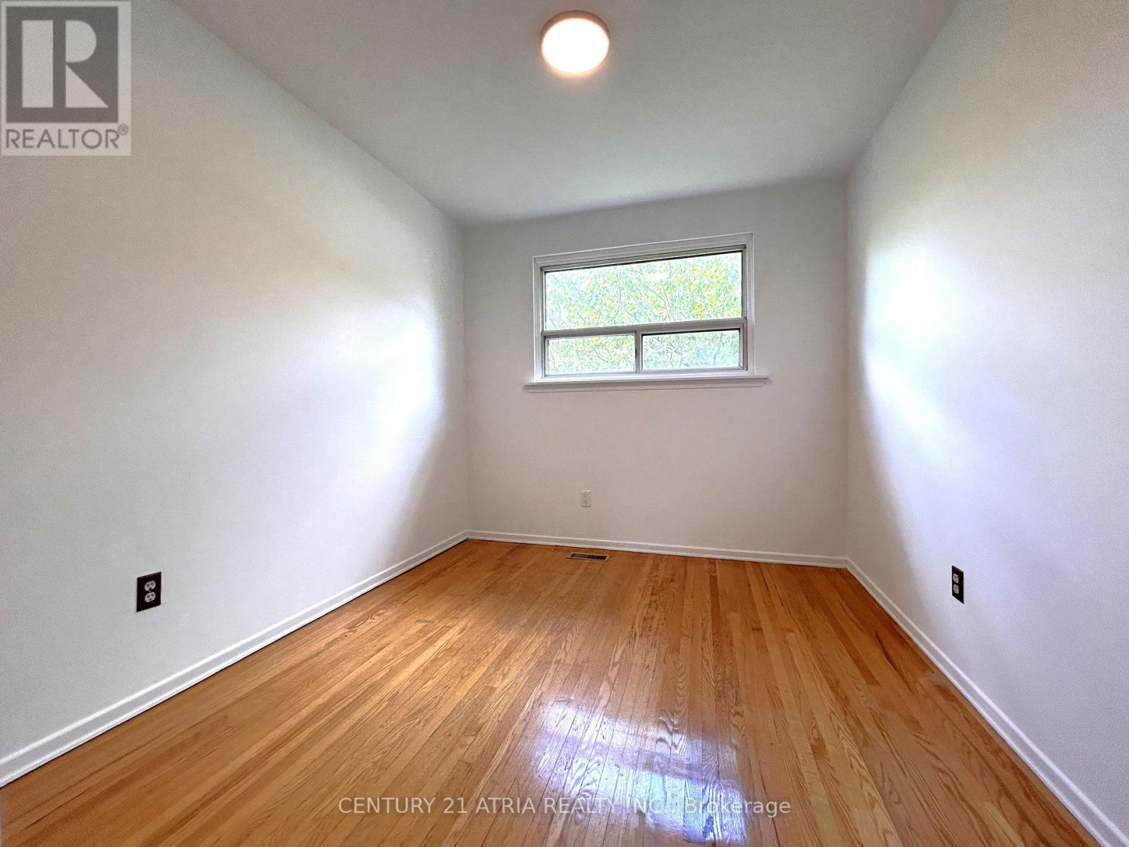 3441 OAKGLADE CRESCENT - 17