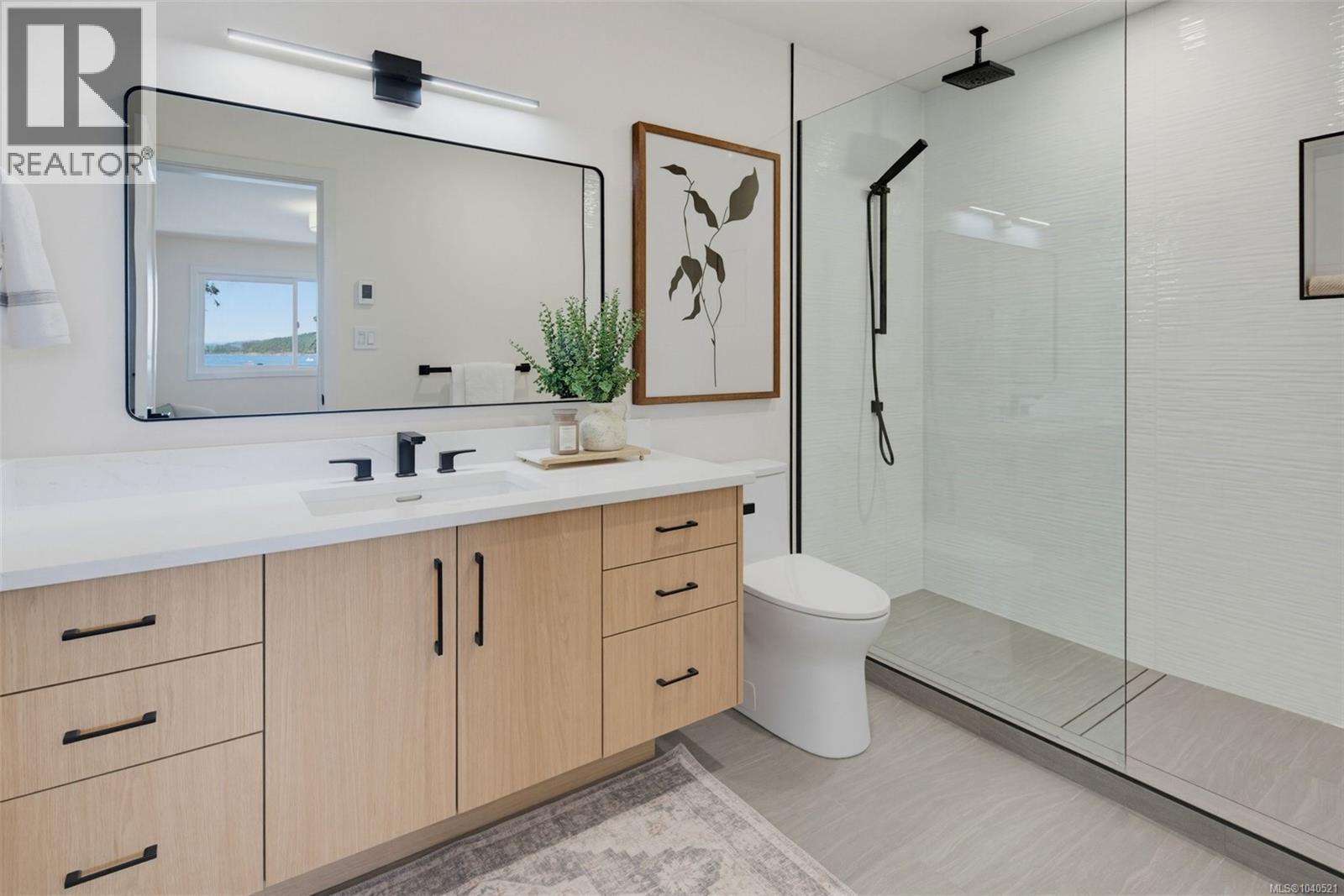 16 2330 Harbour Road, Sidney