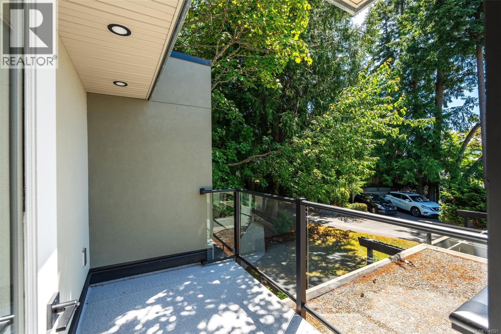 16 2330 Harbour Road, Sidney