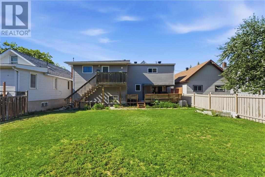 475 PINE Street - 25