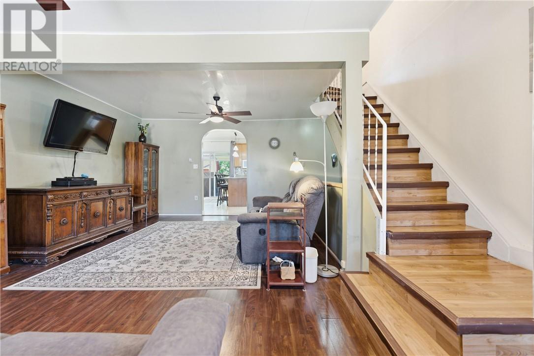 475 PINE Street - 6