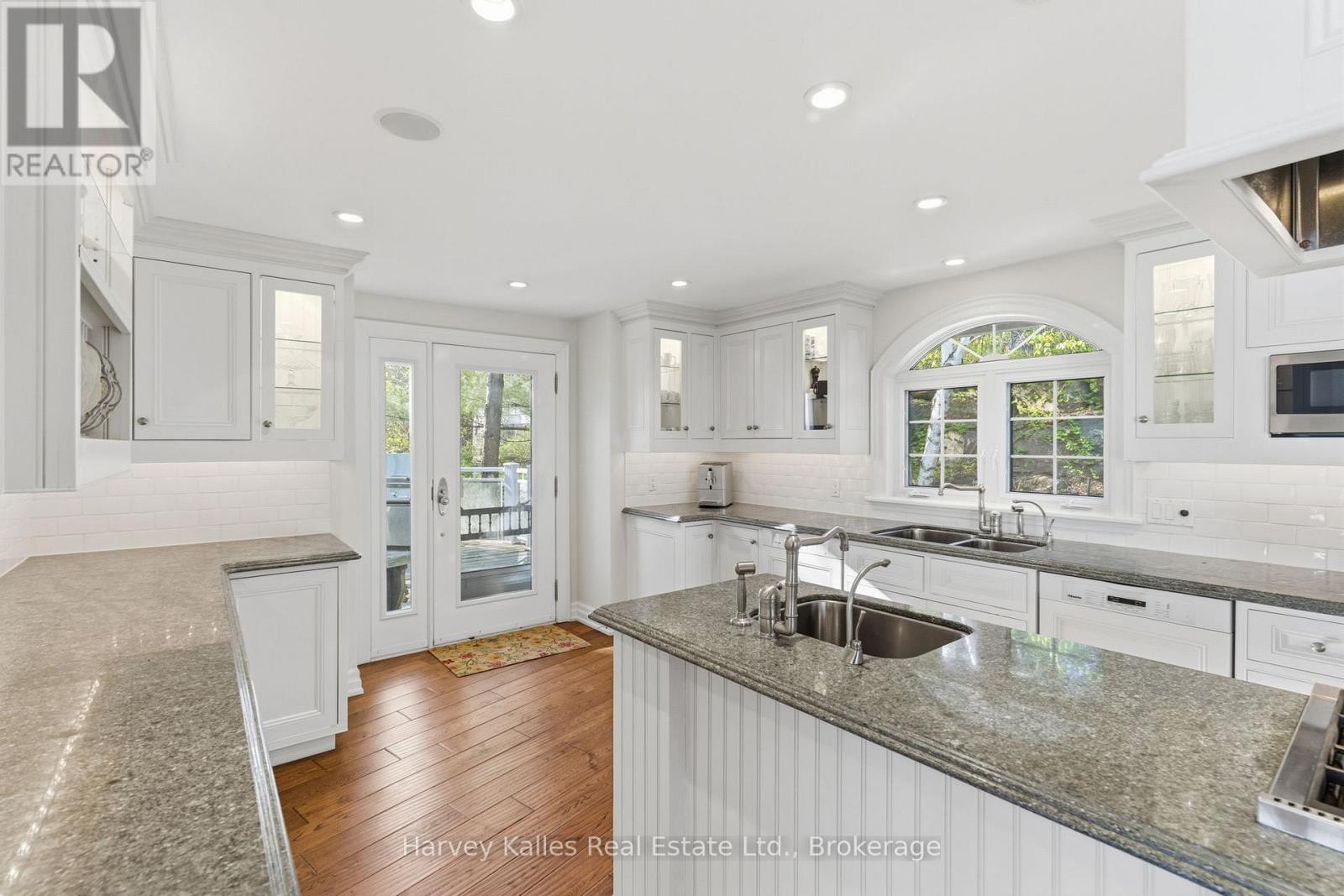#21 1158 RANWOOD ROAD - Image 37