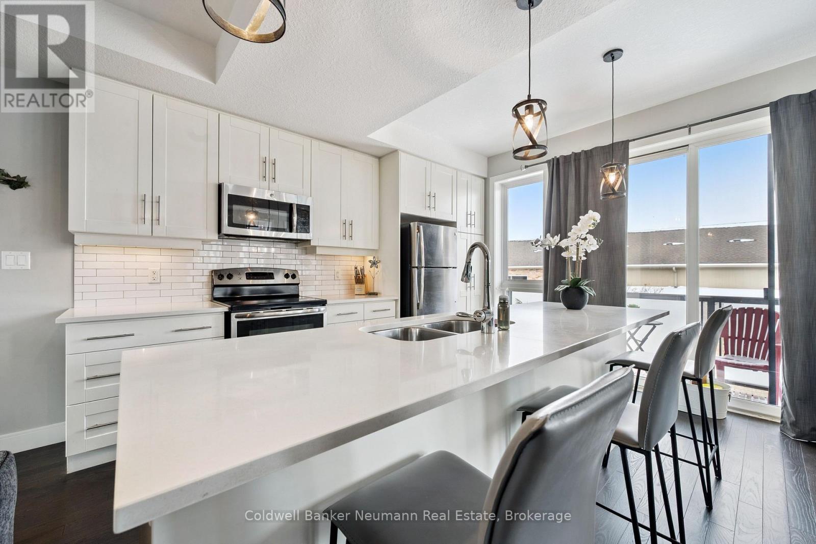 #8 32 ARKELL ROAD - 8