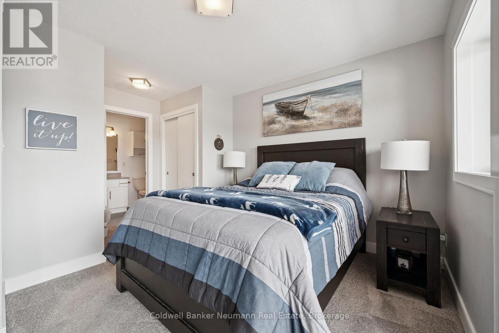 #8 32 ARKELL ROAD - 16