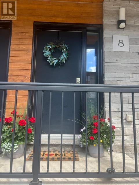 #8 32 ARKELL ROAD - 2