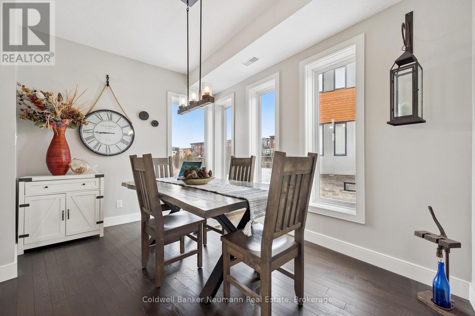#8 32 ARKELL ROAD - 12
