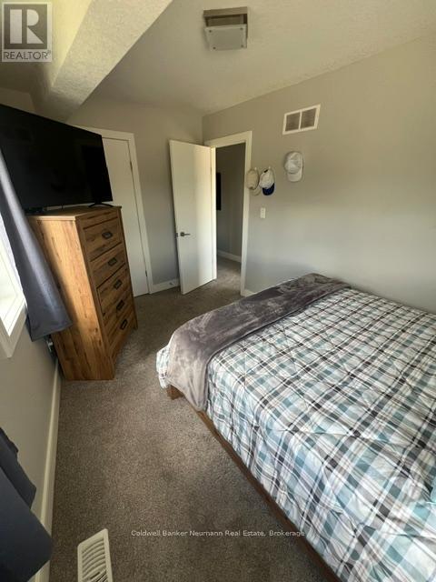 #8 32 ARKELL ROAD - 21