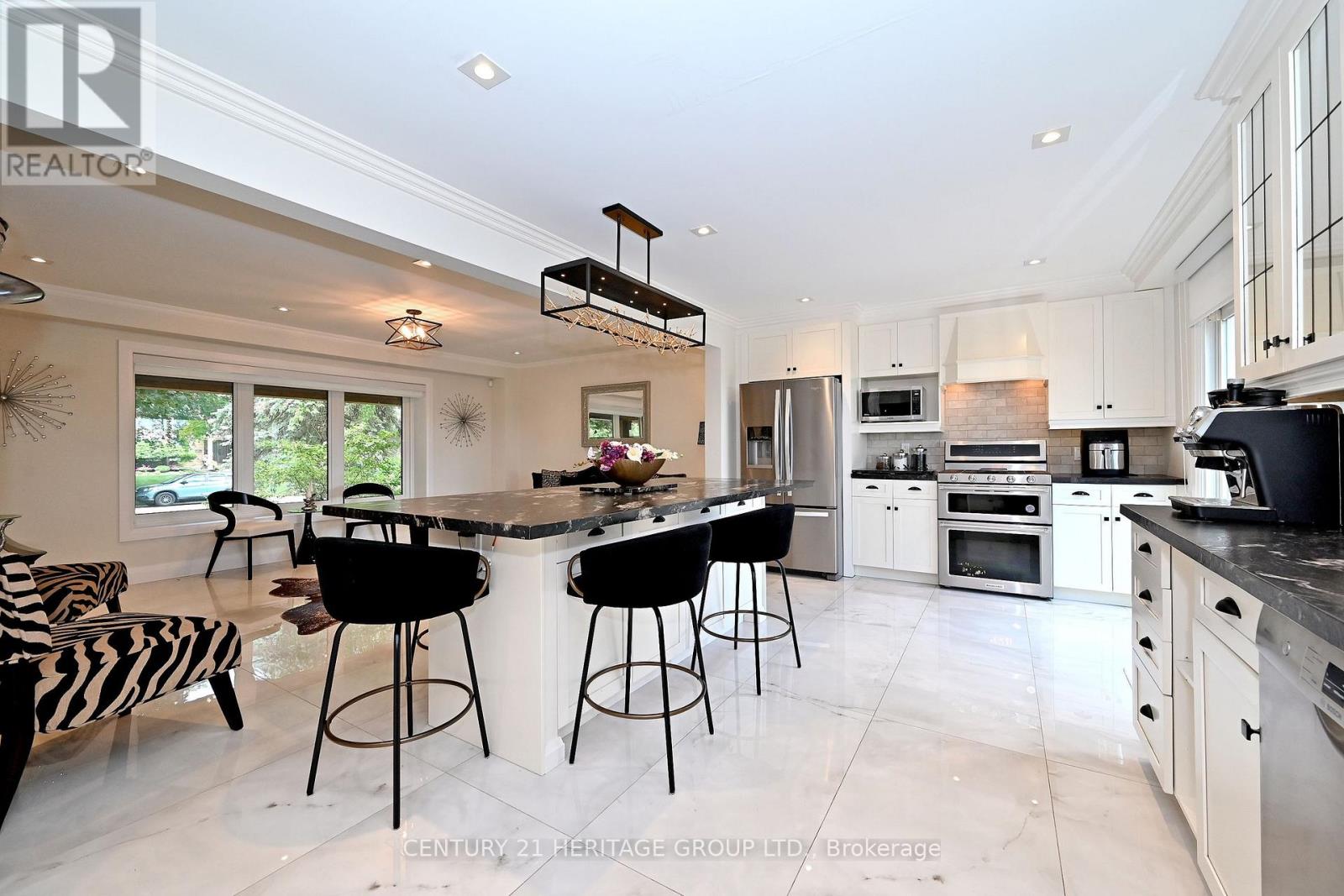 38 GRANT COURT - 8