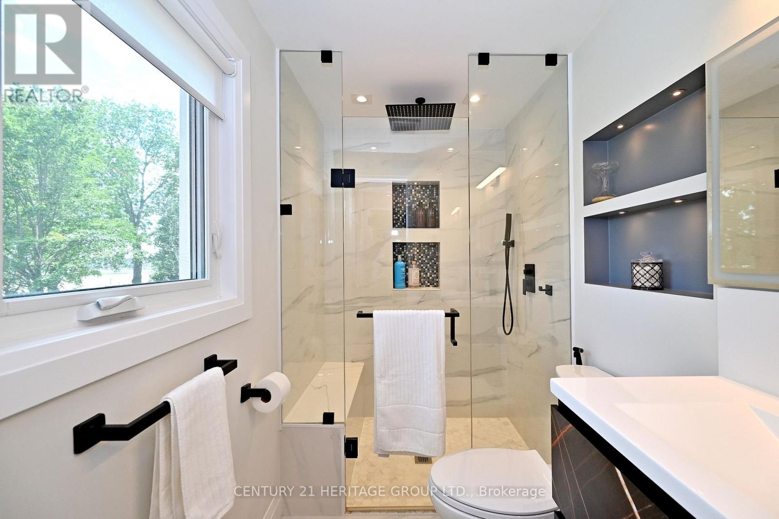 38 GRANT COURT - 18